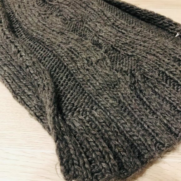 Michael Kors Cable Knit Scarf - Picture 1 of 2